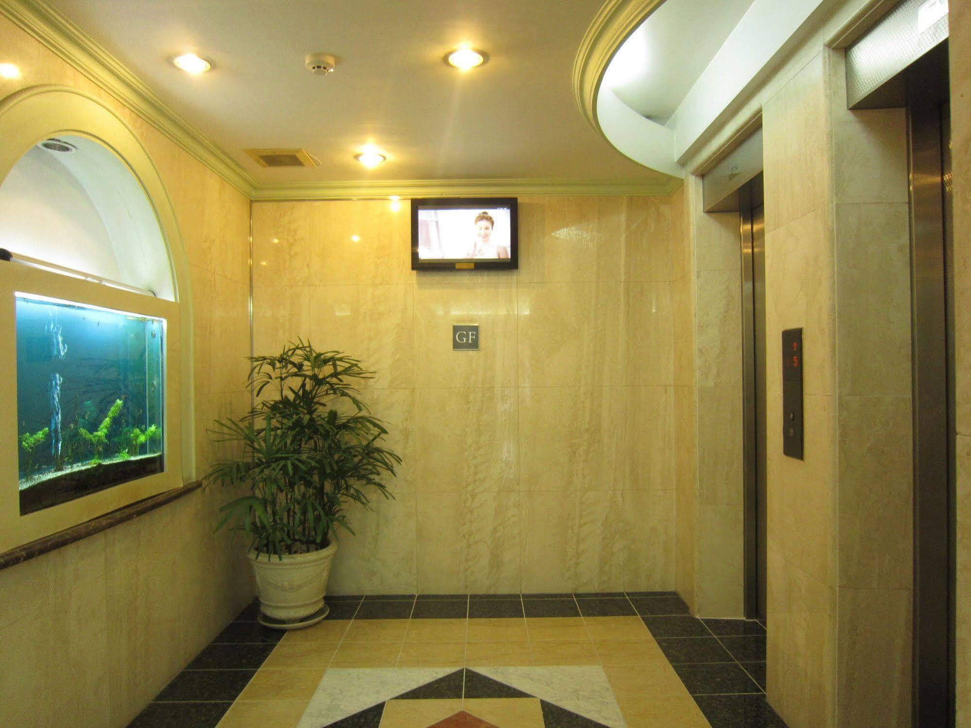 Saigon Court Serviced Apartment Thành Pho Ho Chí Minh Esterno foto